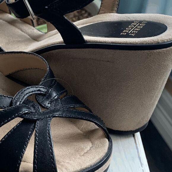 Aubrey Brooke Women's Perforated Ankle Strappy Wedge Sandals Black Size 8.5 - Picture 9 of 14